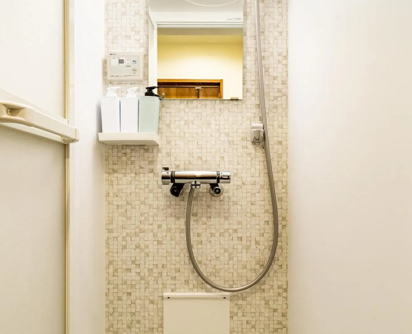 53, Yahiro 5, Private House Rental Tokyo 0*,
